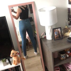 Women’s/Junior’s ripped skinny jeans